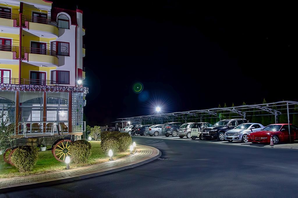 Hotel Nar Gevgelija Ngoại thất bức ảnh
