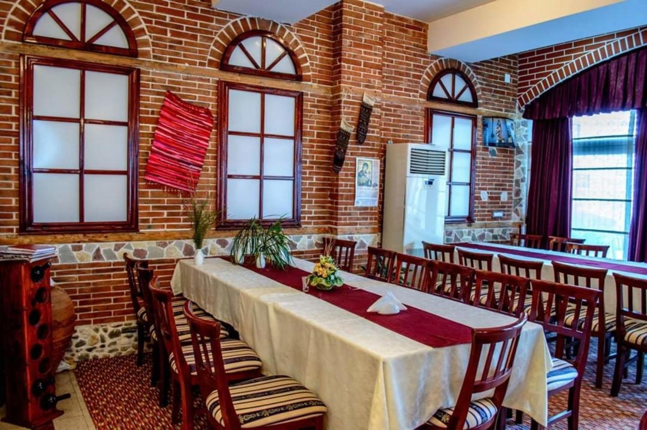 Hotel Nar Gevgelija Ngoại thất bức ảnh