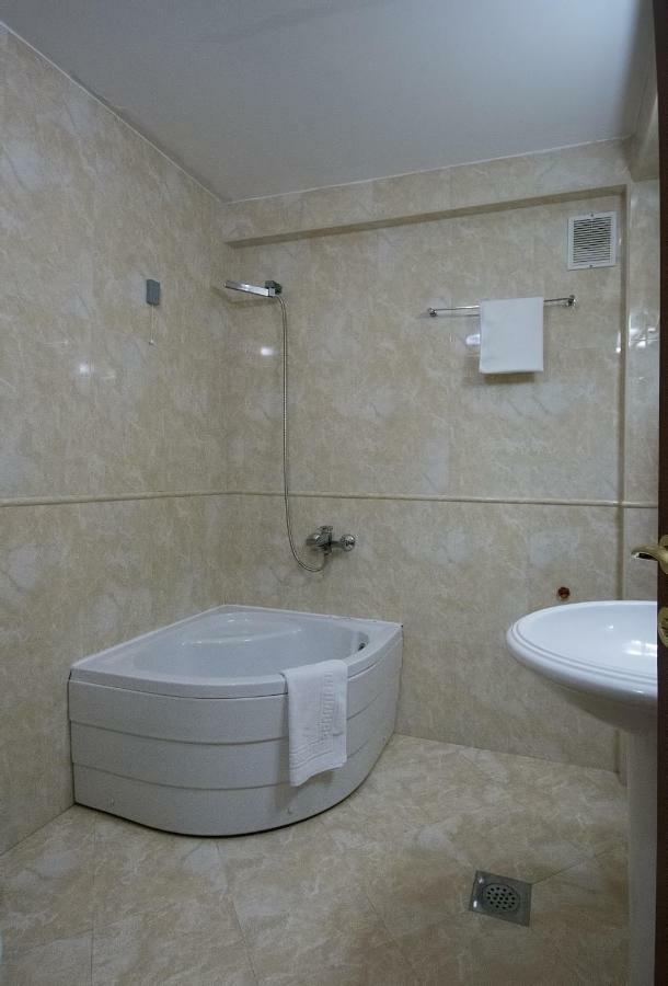 Hotel Nar Gevgelija Ngoại thất bức ảnh