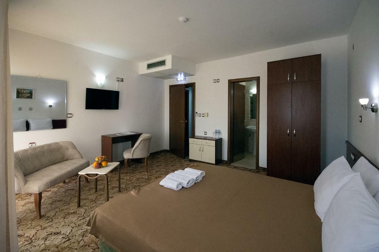 Hotel Nar Gevgelija Ngoại thất bức ảnh